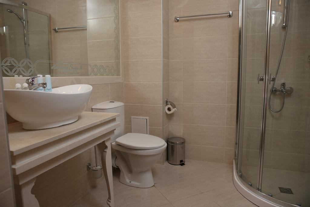 Private Apartments In Harmony Suites Dream Island 써니비치 외부 사진
